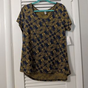 LulaRoe Classic tee - NWT